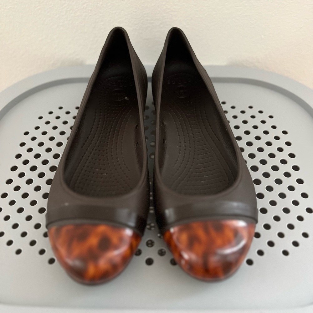 🚫Sold🚫 Crocs Cap Toe Tortoise Crocs